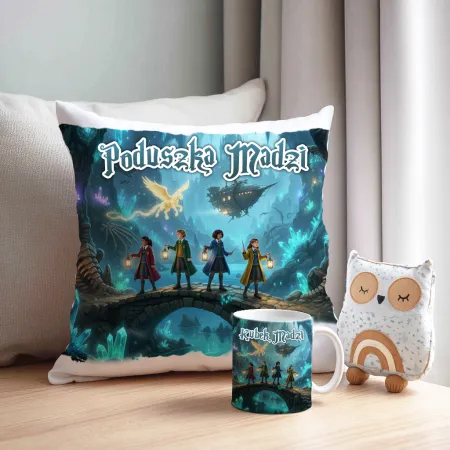 Magiczny zestaw prezentowy Poduszka i Kubek dla czarodzieja do szkoły magii